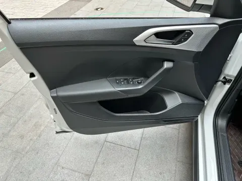 Volkswagen 2021 1.5L, миниатюра 13