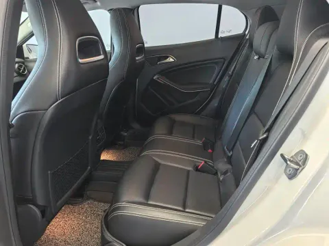 Mercedes-Benz GLA, миниатюра 15