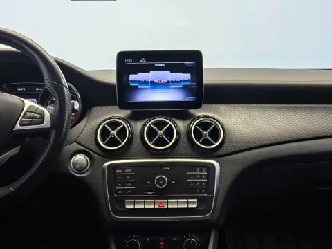 Mercedes-Benz GLA, миниатюра 16