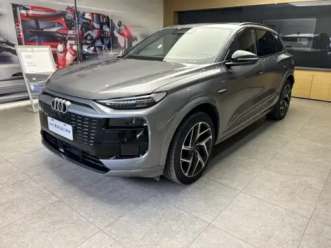 Audi Q6L e-tron