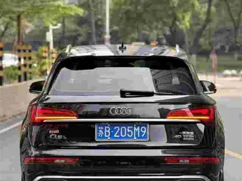 Audi Q5L, миниатюра 4