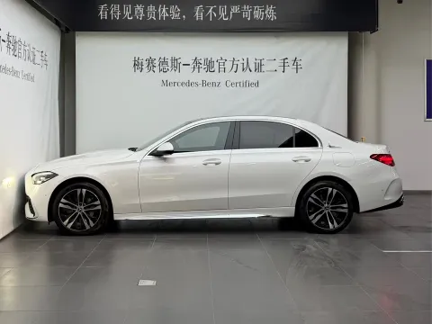 Mercedes-Benz C-Class, миниатюра 3