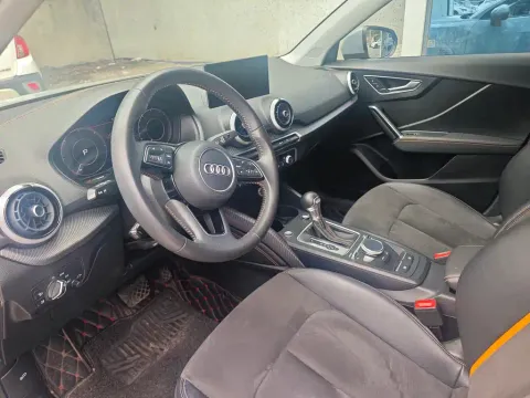 Audi Q2L e-tron, миниатюра 7
