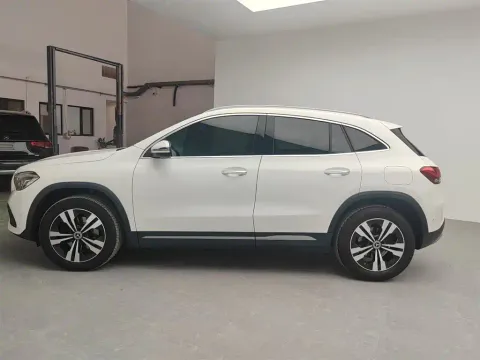 Mercedes-Benz GLA, миниатюра 13