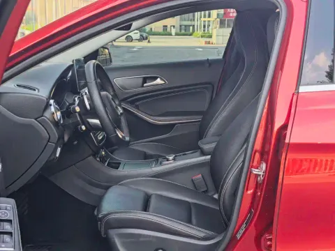 Mercedes-Benz GLA, миниатюра 10