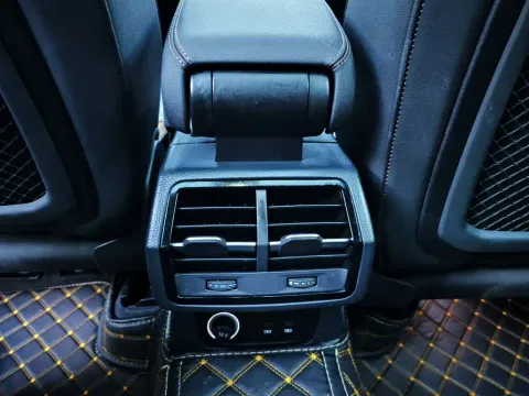 Audi Q3, миниатюра 13