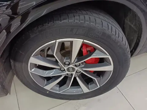 Audi Q5L, миниатюра 3