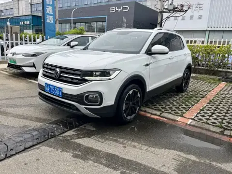 Volkswagen 2023 200TSI DSG