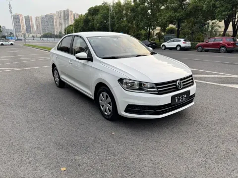 Volkswagen Santana, миниатюра 2