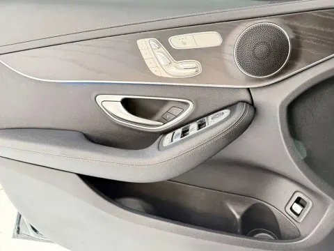 Mercedes-Benz C-Class, миниатюра 17