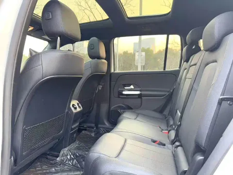Mercedes-Benz GLB, миниатюра 2