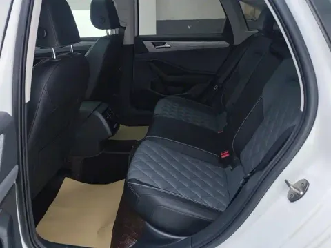 Volkswagen Sagitar, миниатюра 11