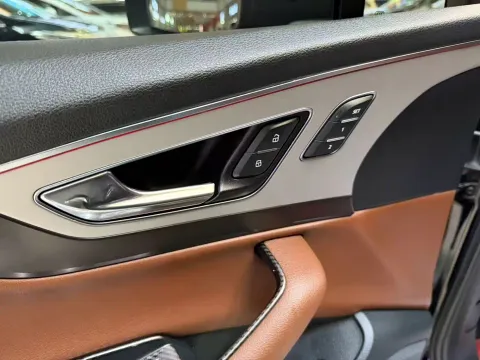 Audi Q7, миниатюра 10