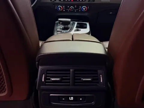 Audi Q7, миниатюра 11