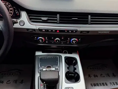 Audi Q7, миниатюра 13