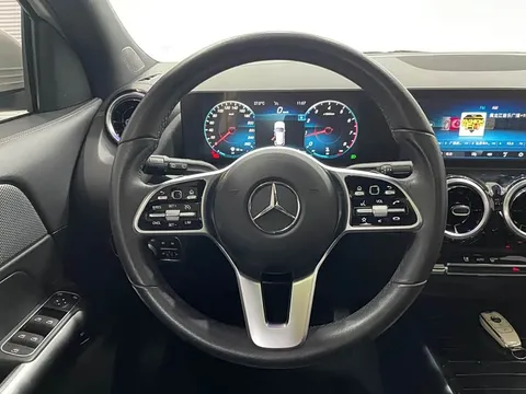Mercedes-Benz GLA, миниатюра 4