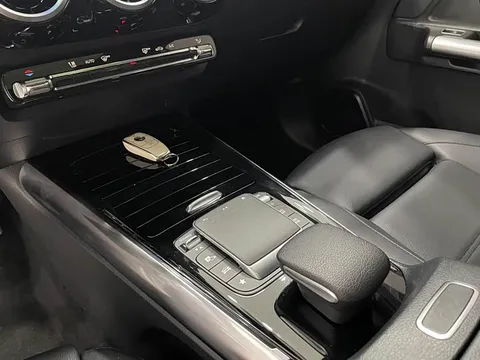 Mercedes-Benz GLA, миниатюра 10