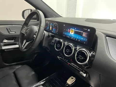 Mercedes-Benz GLA, миниатюра 12