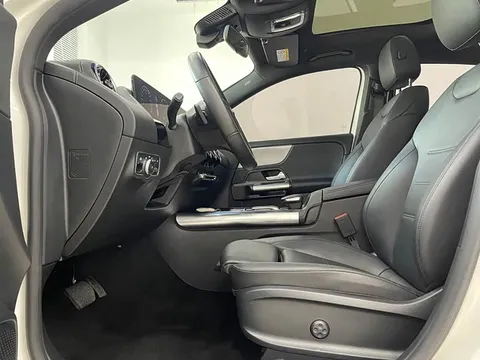 Mercedes-Benz GLA, миниатюра 13