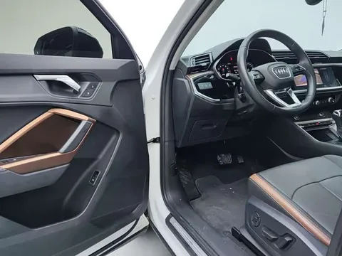 Audi Q3, миниатюра 12