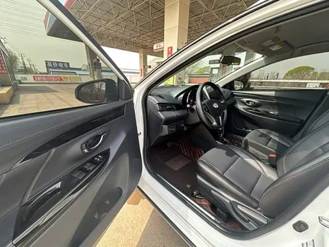 Toyota Yaris, миниатюра 4