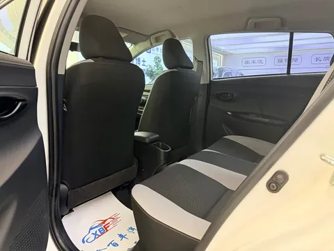Toyota Yaris, миниатюра 7