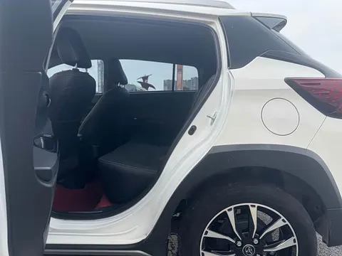 Toyota Yaris, миниатюра 11