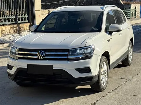 Volkswagen Tharu, фото 1