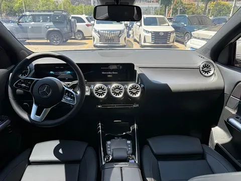 Mercedes-Benz GLA, миниатюра 8
