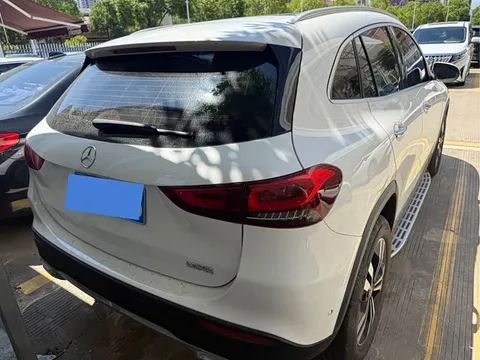 Mercedes-Benz GLA, миниатюра 11