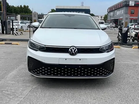 Volkswagen Lavida, миниатюра 2