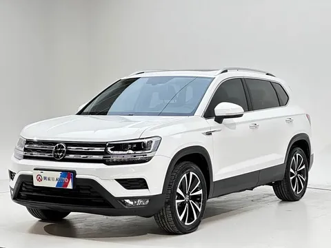 Volkswagen Tharu, фото 1