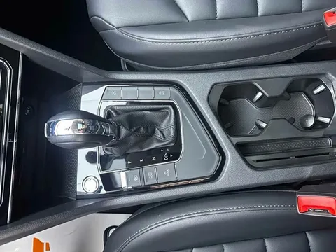 Volkswagen Tharu, миниатюра 10