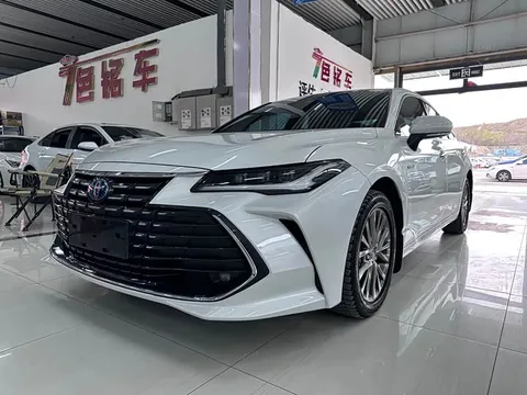 Toyota Avalon, фото 1