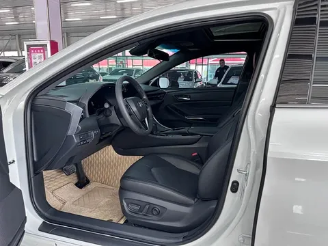 Toyota Avalon, миниатюра 10