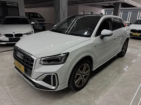 Audi Q2L, фото 1