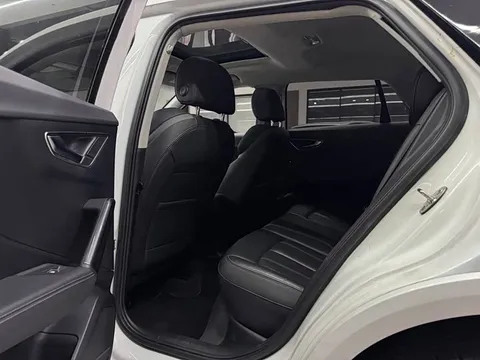 Audi Q2L, миниатюра 9