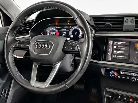 Audi Q3, миниатюра 12