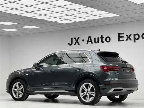 Audi Q3, миниатюра 12