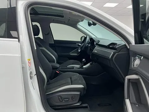 Audi Q3, миниатюра 16