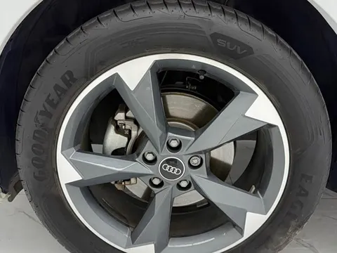Audi Q3, миниатюра 20