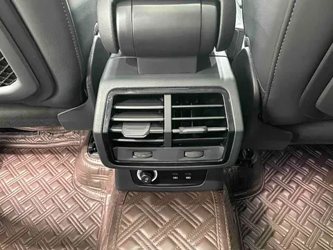 Audi Q3, миниатюра 11
