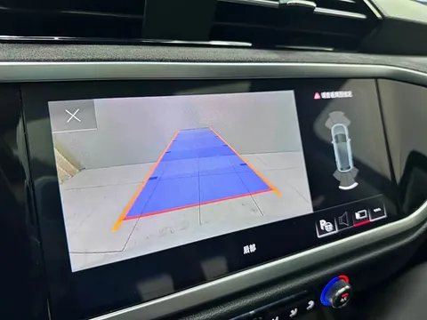 Audi Q3, миниатюра 17