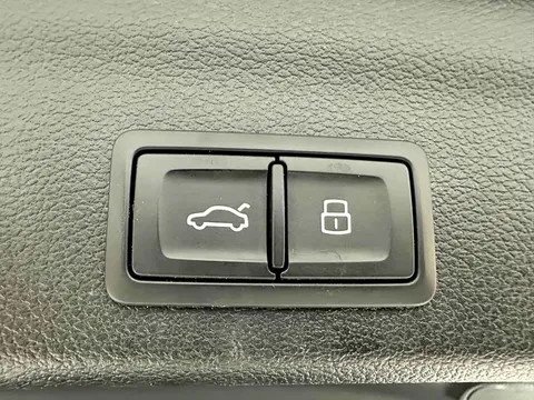 Audi Q3, миниатюра 13