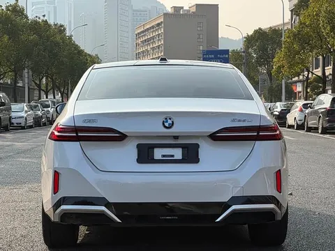BMW 5, миниатюра 5