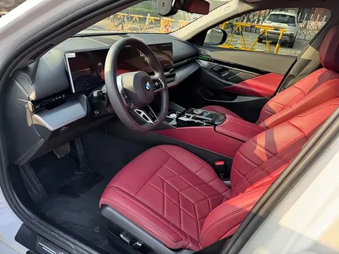 BMW 5, миниатюра 13
