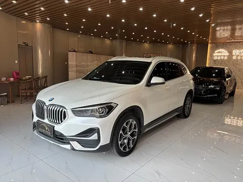 BMW X1, фото 1