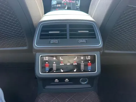 Audi A7L, миниатюра 9