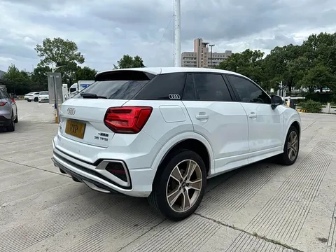 Audi Q2L, миниатюра 9