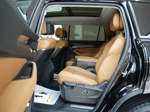 Audi Q6, миниатюра 14